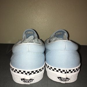 foxing blue & white skate shoes